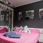 Nala House, Acogedor,bien Comunicado,aparcamiento Gratis En La Calle *